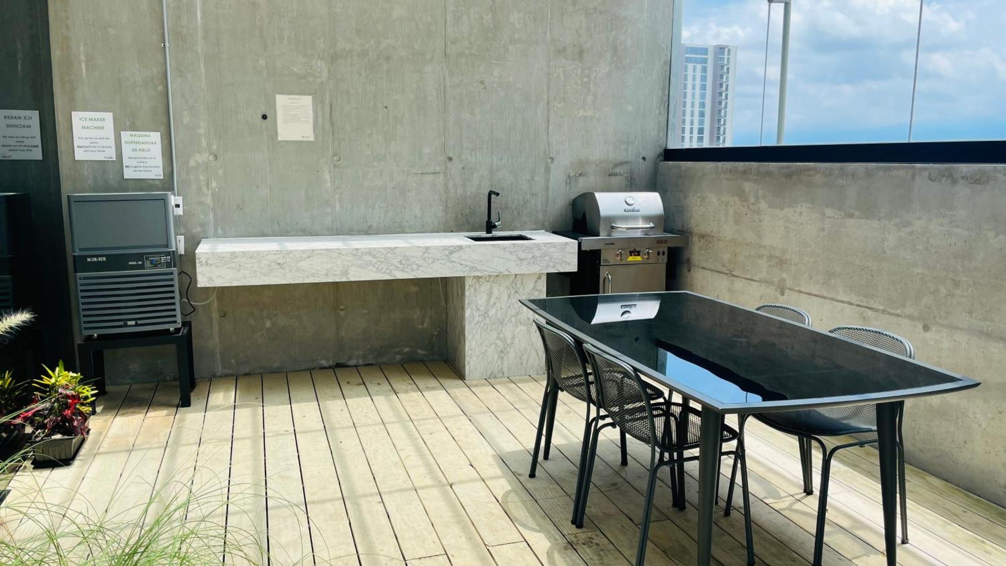 Cozy Apartment With Terrace, Sj Cosmopolitan Tower #402 San Jose  Eksteriør bilde